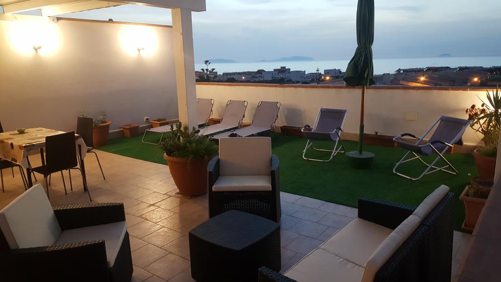 Attico Del Sole Bed & Breakfast Rometta Marea Ngoại thất bức ảnh